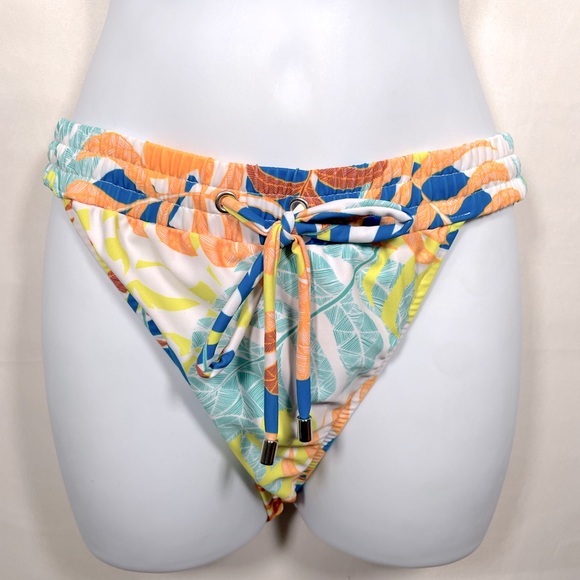 Venus Size Small Two Piece Bikini Set Hawaiian Print - Picture 4 of 8